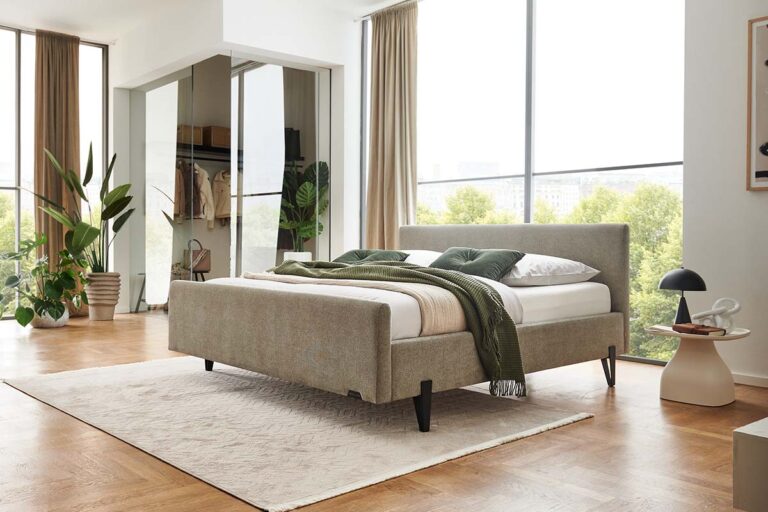 Het gewone bed is terug van weggeweest